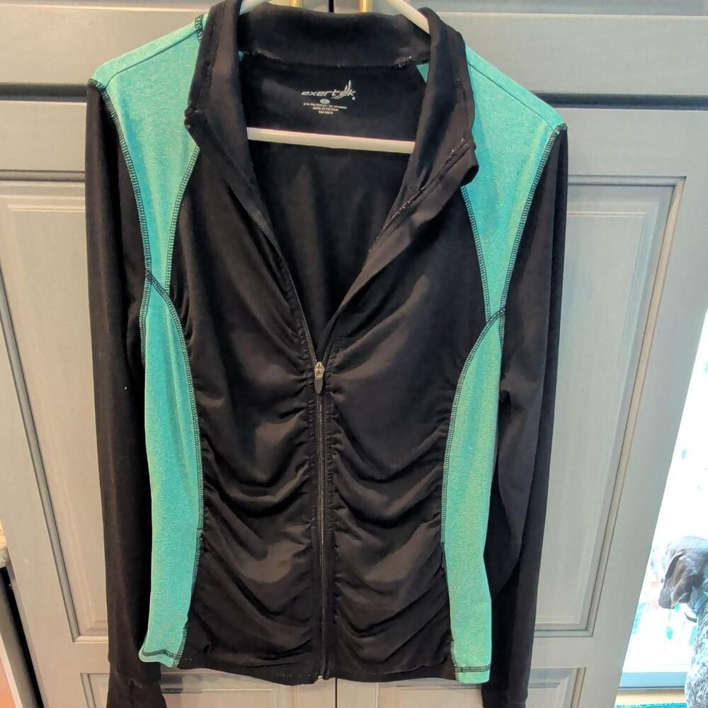 Exertek Women's Black and Green Jacket